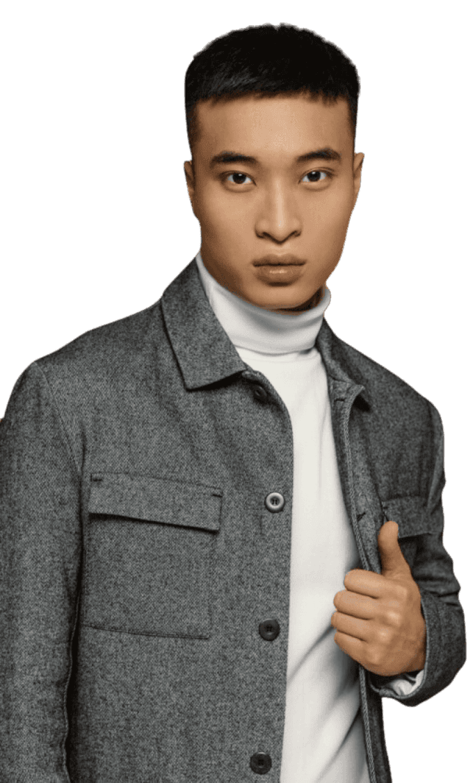 um homem com um olhar sério